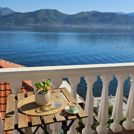 La Casa Di Sonja Apartment Tivat Exterior photo